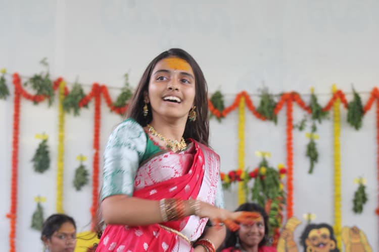 Bonalu 147