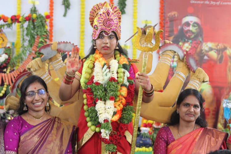 Bonalu 214