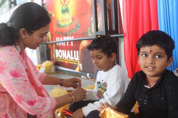 Raksha Bandhan 16